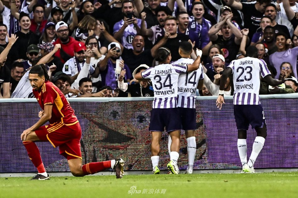 人涌向同一 人涌向同一