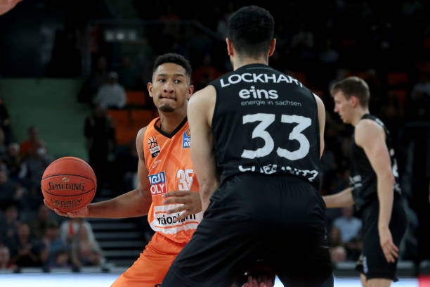 了这次进攻 了这次进攻