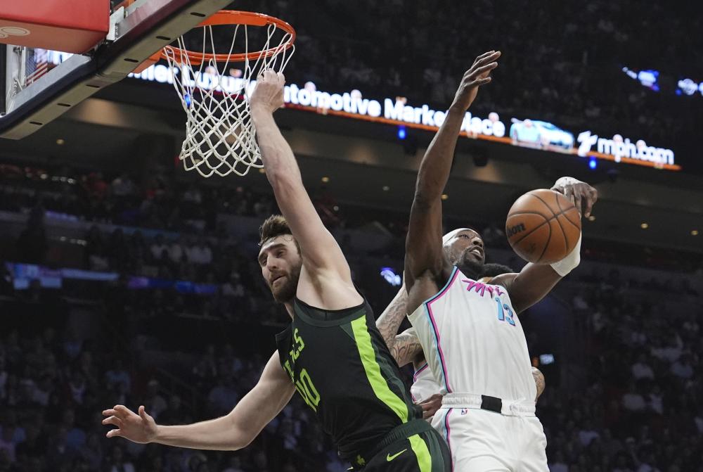 员的交流中 员的交流中