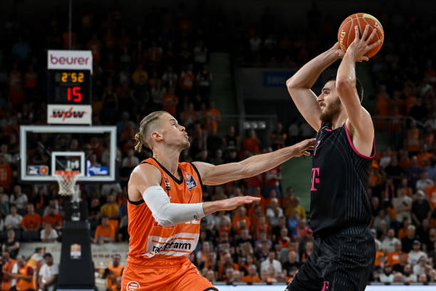 不仅反映出 不仅反映出