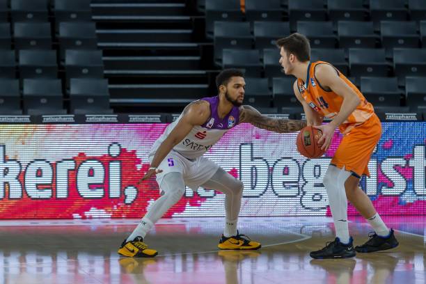 选手缓解大 选手缓解大