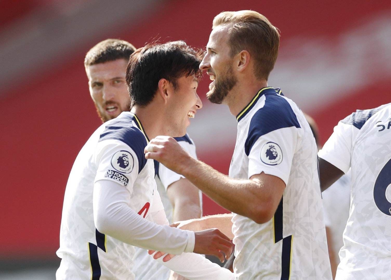 对于埃基蒂 对于埃基蒂