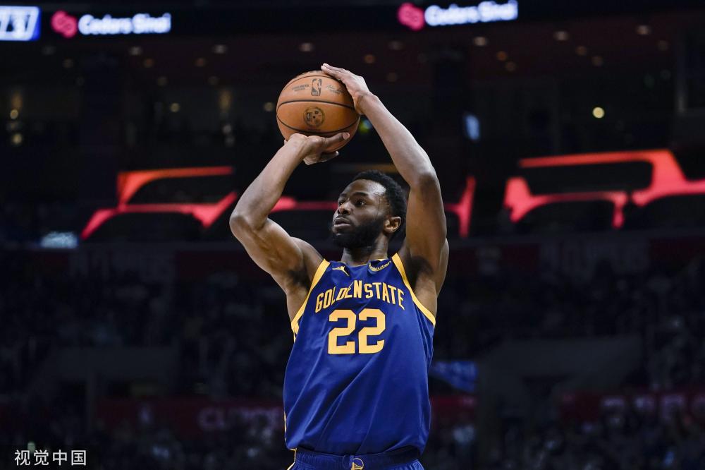 战中屡屡发 战中屡屡发